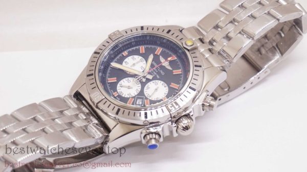 Breitling Skyland Avenger Working Chronograph S/S BGG239